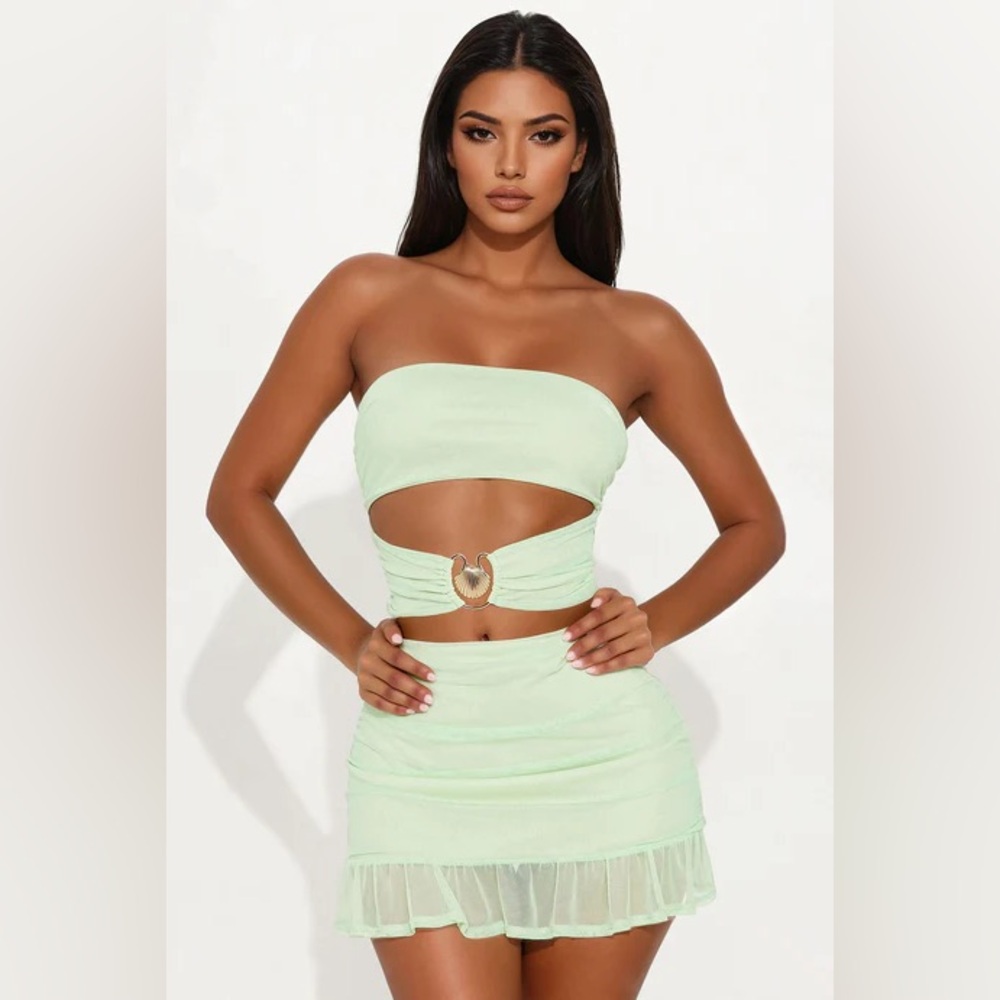 Fashion Nova Seashell Pinup Mini Skirt Set